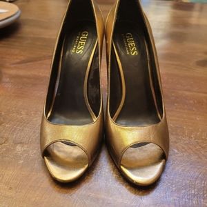 Soulier Guess
